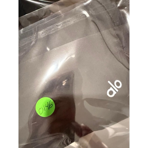 Women's Black Alo Shorts Size Small With Pockets - Picture 11 of 11